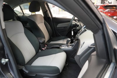 2011 Chevrolet Cruze LS ( PRE-AUCTION )