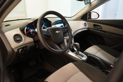 2011 Chevrolet Cruze LS ( PRE-AUCTION )