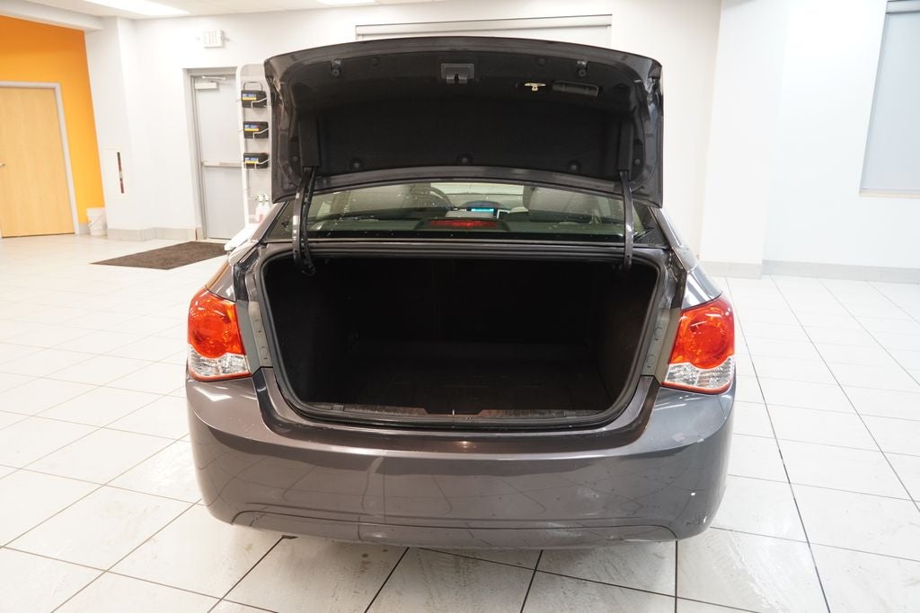 2011 Chevrolet Cruze LS ( PRE-AUCTION )