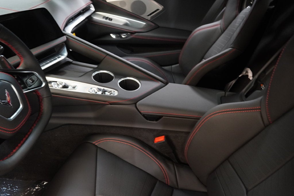 2027 Chevrolet Corvette Stingray 2LT