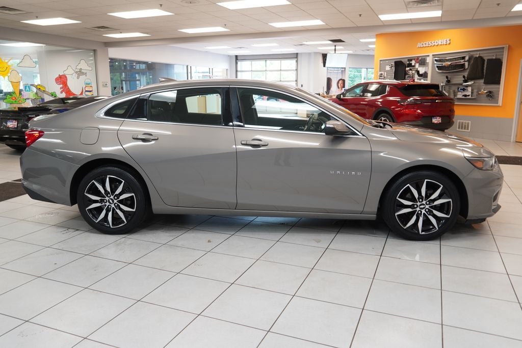 2017 Chevrolet Malibu LT 1LT