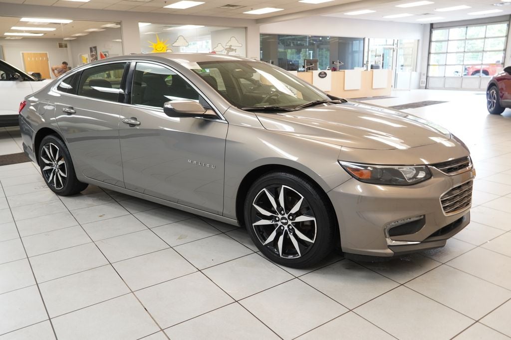 2017 Chevrolet Malibu LT 1LT