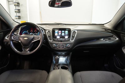 2017 Chevrolet Malibu LT 1LT