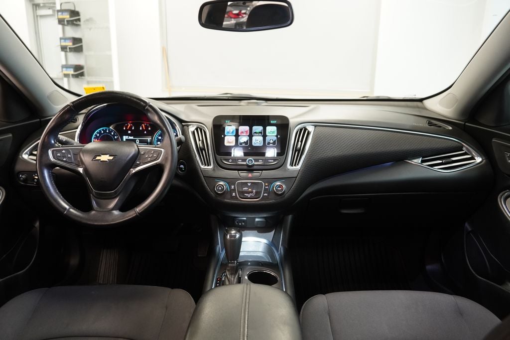 2017 Chevrolet Malibu LT 1LT