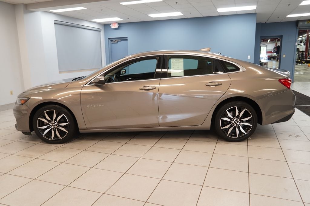 2017 Chevrolet Malibu LT 1LT
