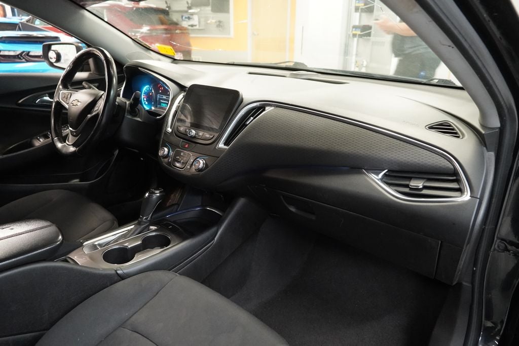 2016 Chevrolet Malibu LT 1LT ( PRE-AUCTION )