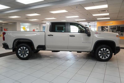 2026 Chevrolet Silverado 2500HD Custom