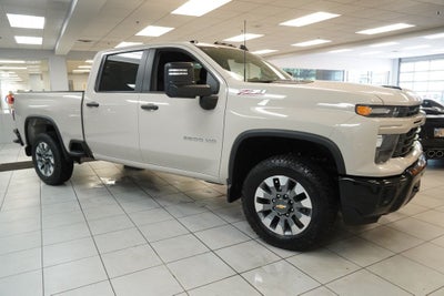 2026 Chevrolet Silverado 2500HD Custom