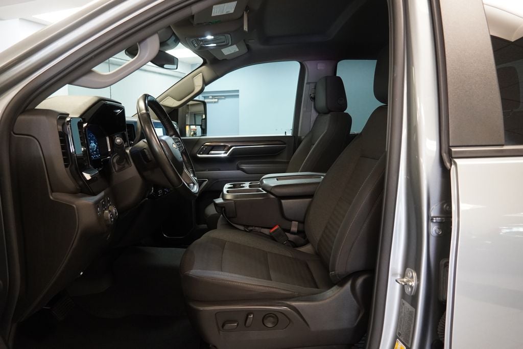 2024 Chevrolet Silverado 3500HD LT