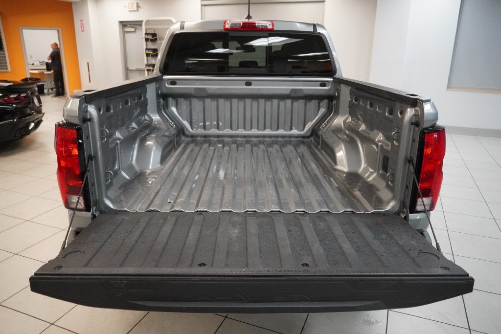 2023 Chevrolet Colorado Work Truck CREW CAB 4X4