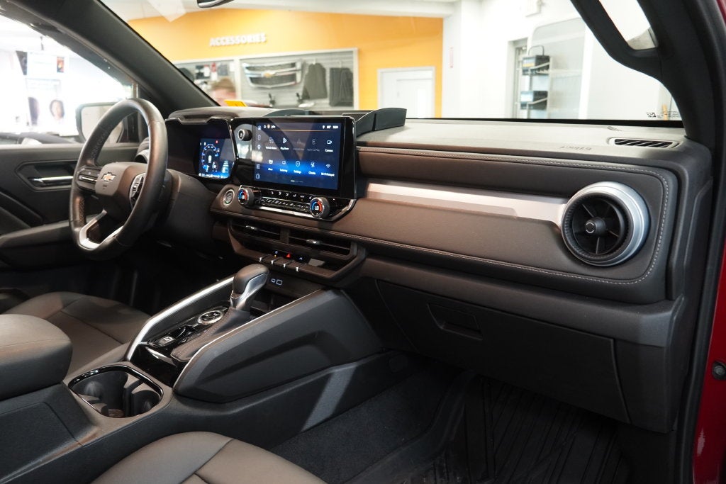 2025 Chevrolet Colorado LT CREW CAB 4WD