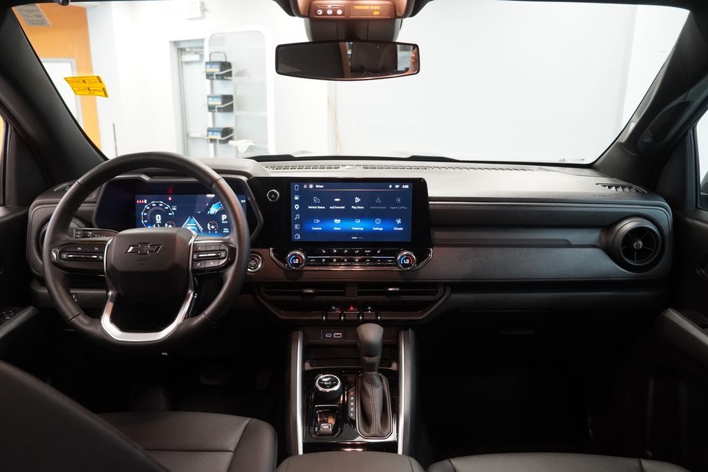 2025 Chevrolet Colorado Trail Boss (CREW CAB 4X4)