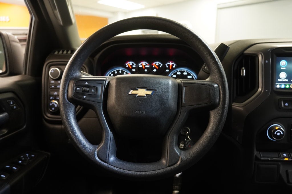 2022 Chevrolet Silverado 1500 LTD Custom CREW CAB 4X4