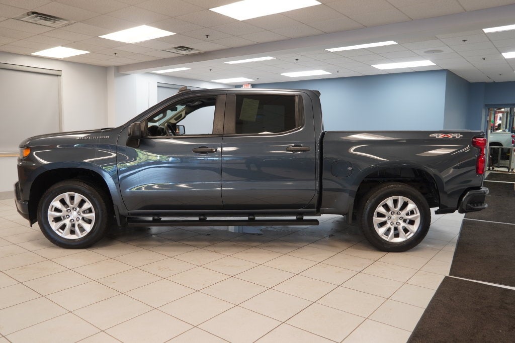 2022 Chevrolet Silverado 1500 LTD Custom CREW CAB 4X4
