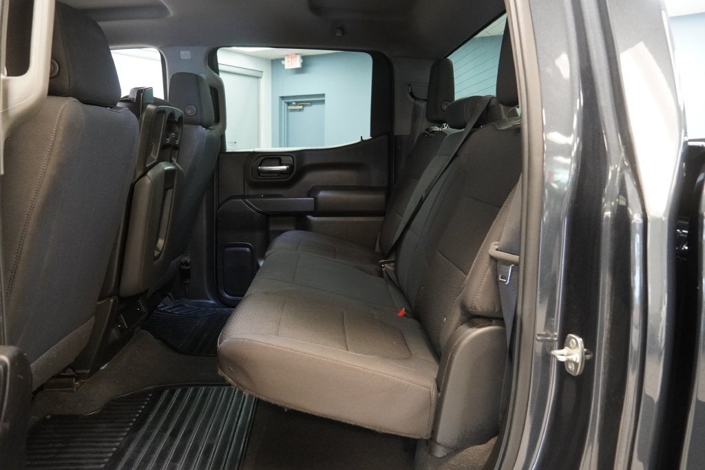 2022 Chevrolet Silverado 1500 LTD Custom CREW CAB 4X4