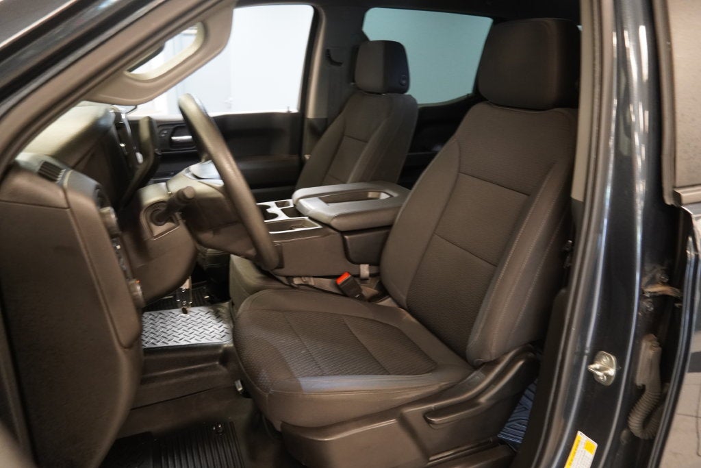 2022 Chevrolet Silverado 1500 LTD Custom CREW CAB 4X4