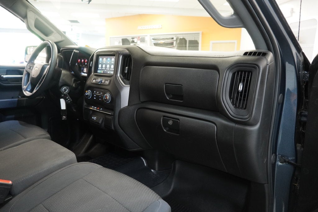 2022 Chevrolet Silverado 1500 LTD Custom CREW CAB 4X4