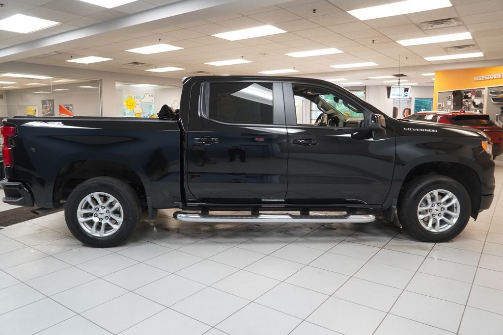 2025 Chevrolet Silverado 1500 RST CREW CAB 4X4