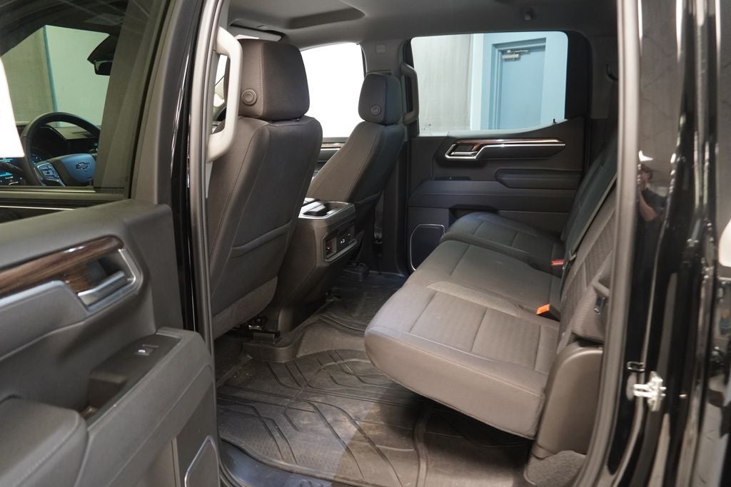2025 Chevrolet Silverado 1500 RST CREW CAB 4X4