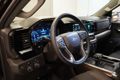 2025 Chevrolet Silverado 1500 RST CREW CAB 4X4