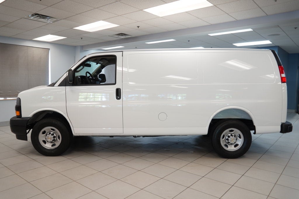 2026 Chevrolet Express 2500 Work Van Cargo