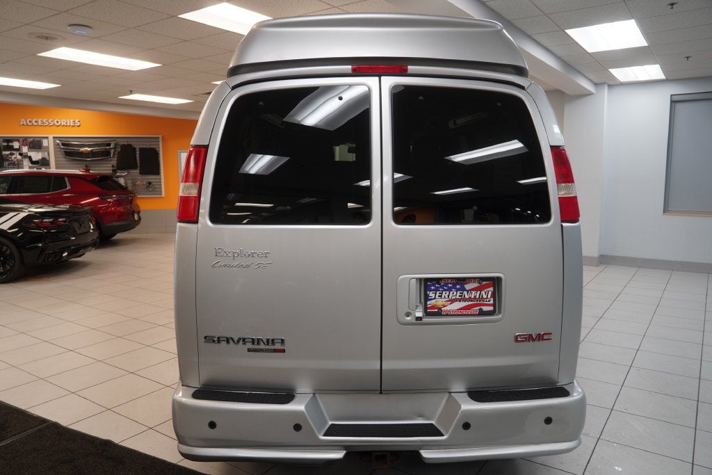 2013 GMC Savana 1500 Upfitter EXPLORER SE CONVERSION ( AWD )