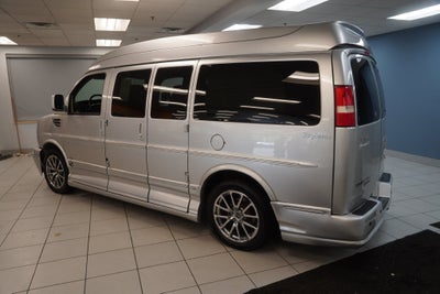 2013 GMC Savana 1500 Upfitter EXPLORER SE CONVERSION ( AWD )