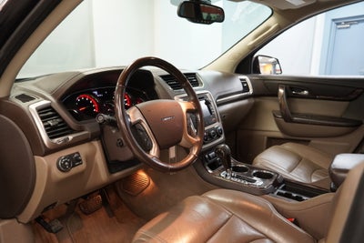 2016 GMC Acadia Denali ( AWD )