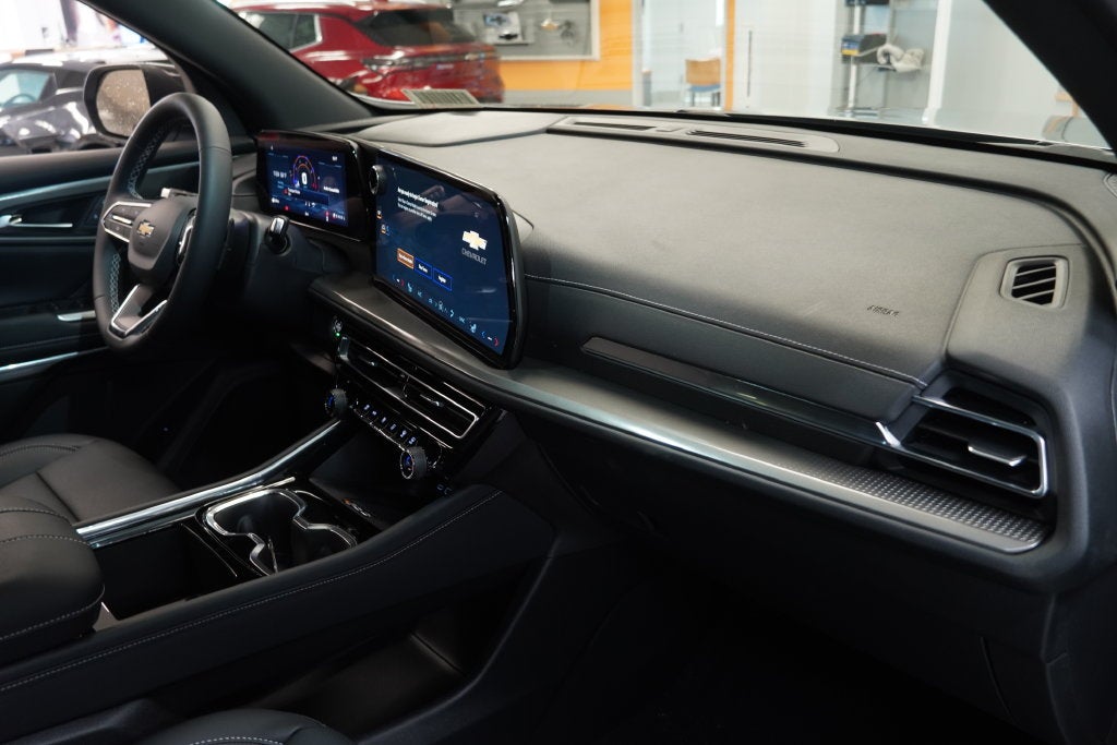 2027 Chevrolet Traverse LT 1LT