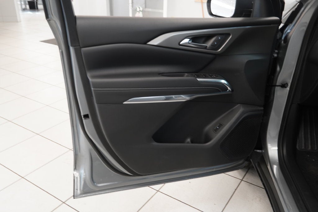 2027 Chevrolet Traverse LT 1LT