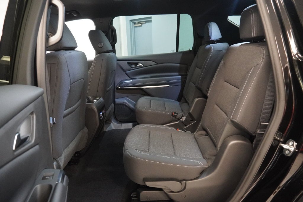 2027 Chevrolet Traverse LT 2LT