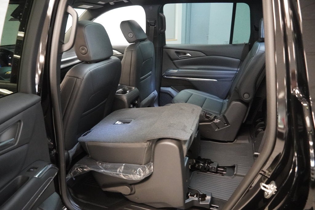 2027 Chevrolet Traverse LT 2LT