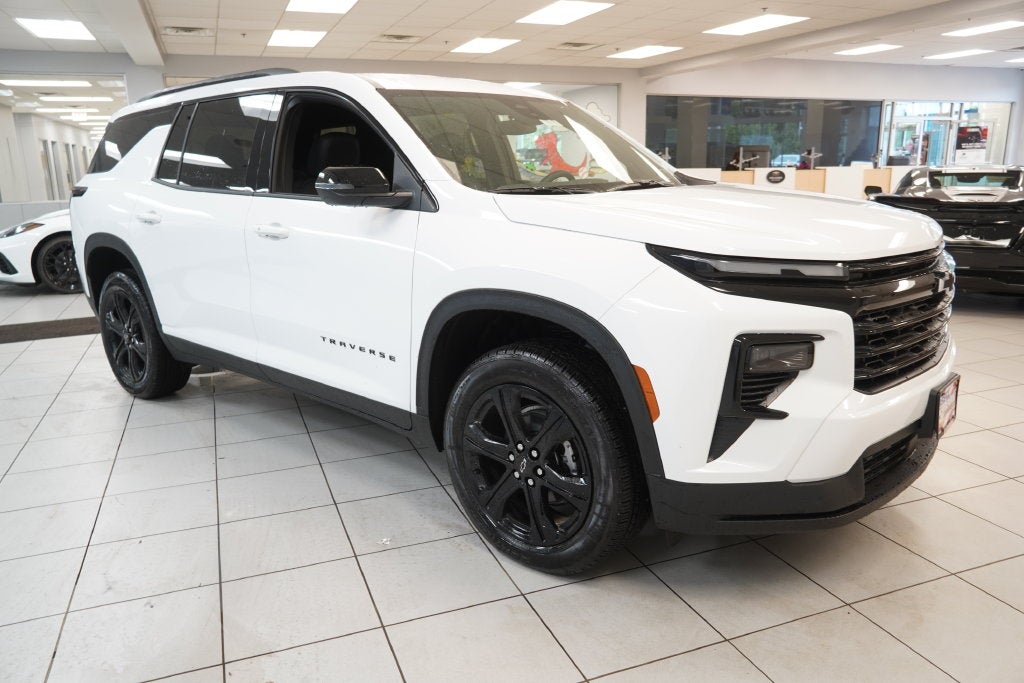2027 Chevrolet Traverse LT 2LT
