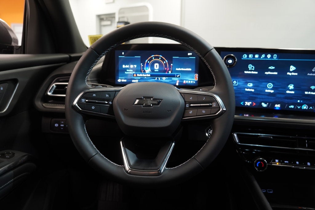 2027 Chevrolet Traverse LT 2LT
