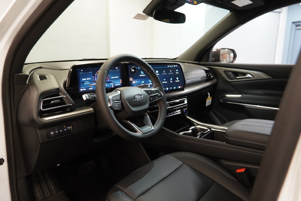 2027 Chevrolet Traverse LT 2LT