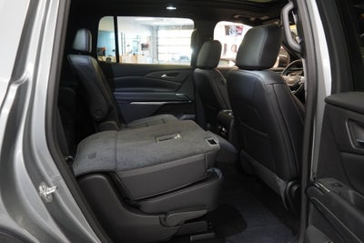 2027 Chevrolet Traverse LT 2LT
