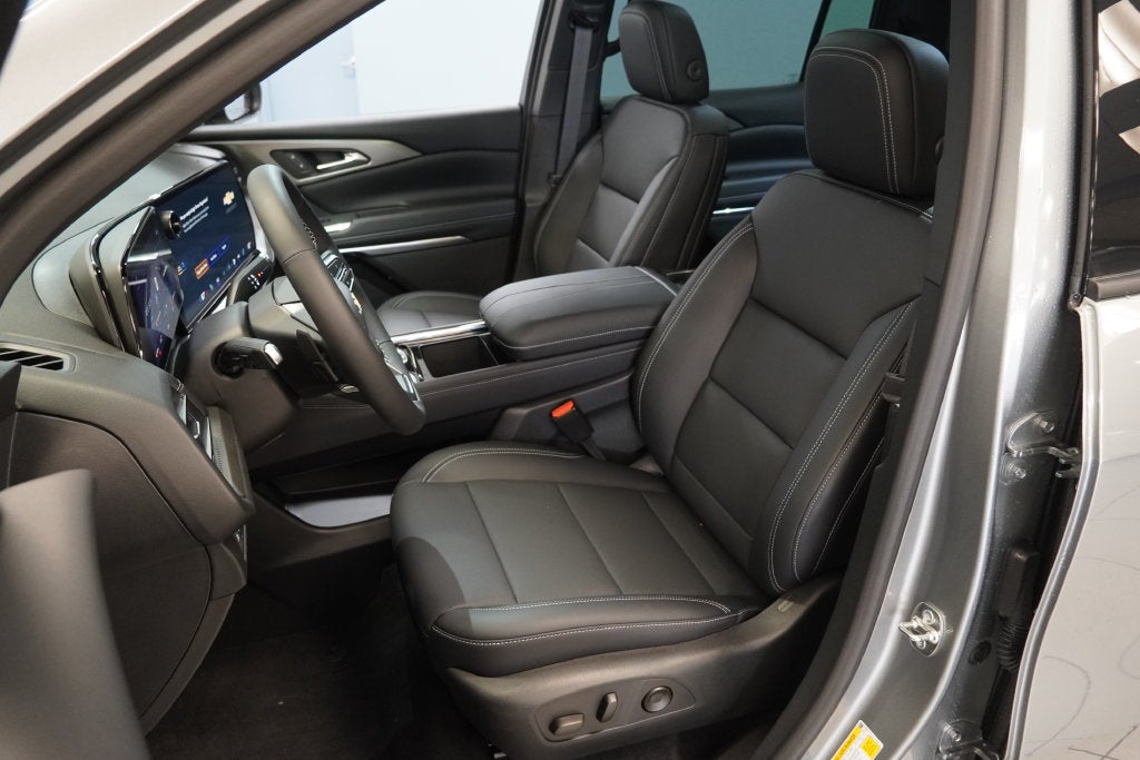 2027 Chevrolet Traverse LT 2LT