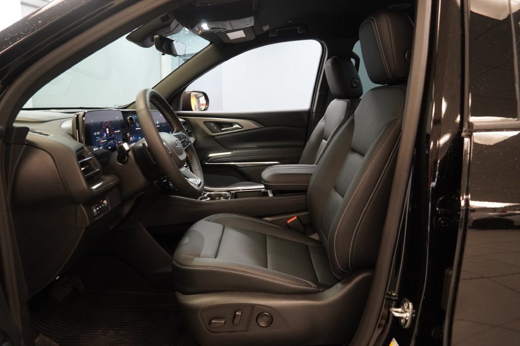 2027 Chevrolet Traverse LT 2LT