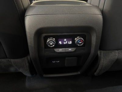 2027 Chevrolet Traverse LT 2LT
