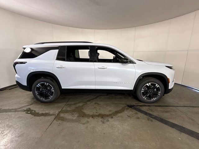 2027 Chevrolet Traverse LT 2LT