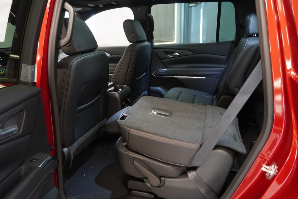 2027 Chevrolet Traverse LT 2LT