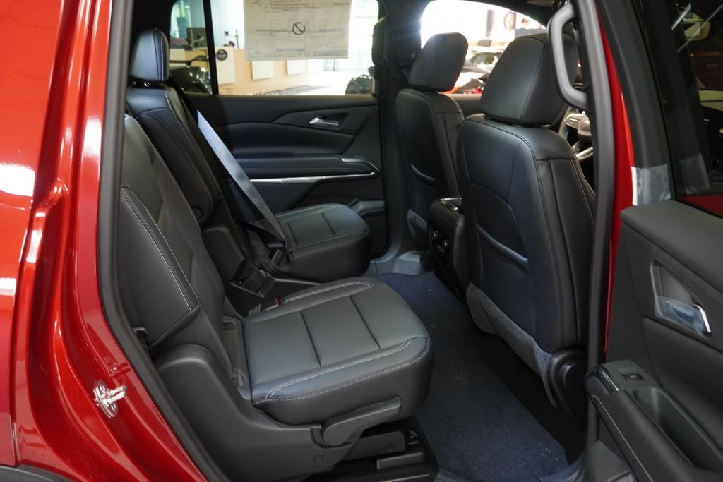 2027 Chevrolet Traverse LT 2LT