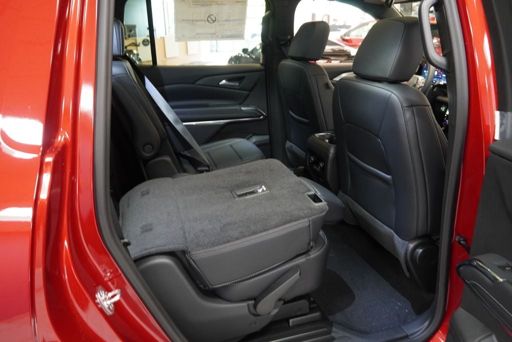 2027 Chevrolet Traverse LT 2LT