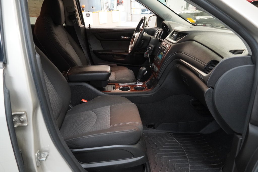 2013 Chevrolet Traverse LT 1LT