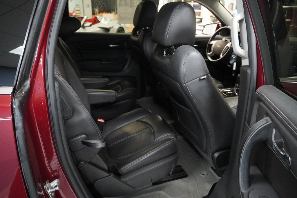 2017 Chevrolet Traverse 2LT 2LT