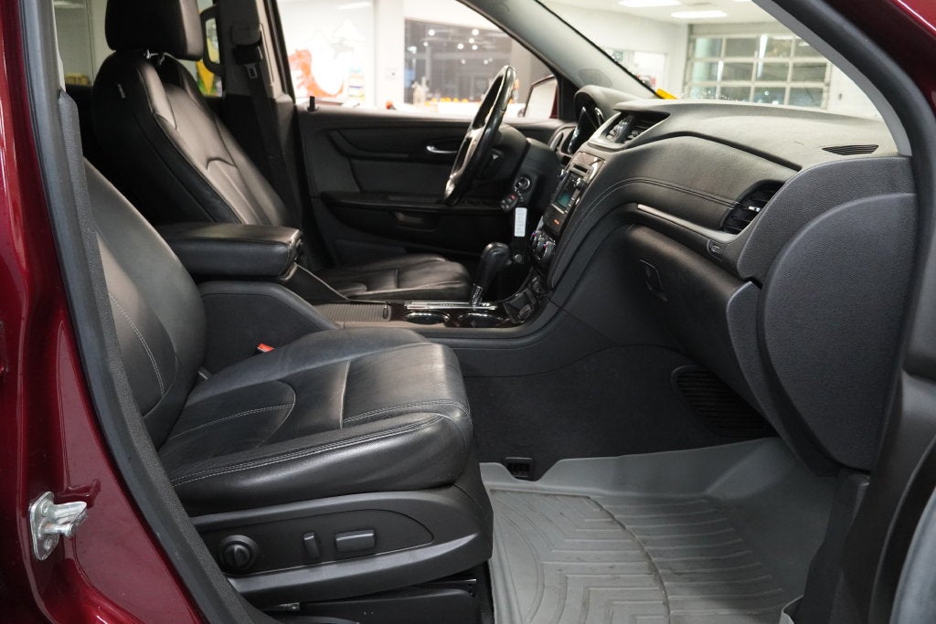 2017 Chevrolet Traverse 2LT 2LT