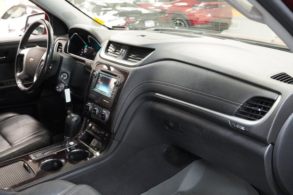 2017 Chevrolet Traverse 2LT 2LT