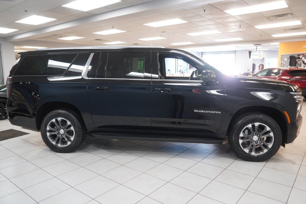 2027 Chevrolet Suburban LT