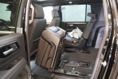 2027 Chevrolet Suburban LT