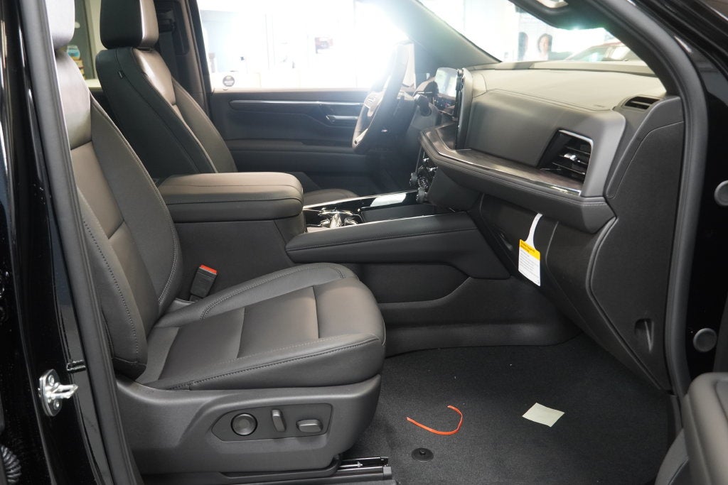 2027 Chevrolet Suburban LT